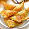Feuilletés épicés au curry, avec épinards et raisins